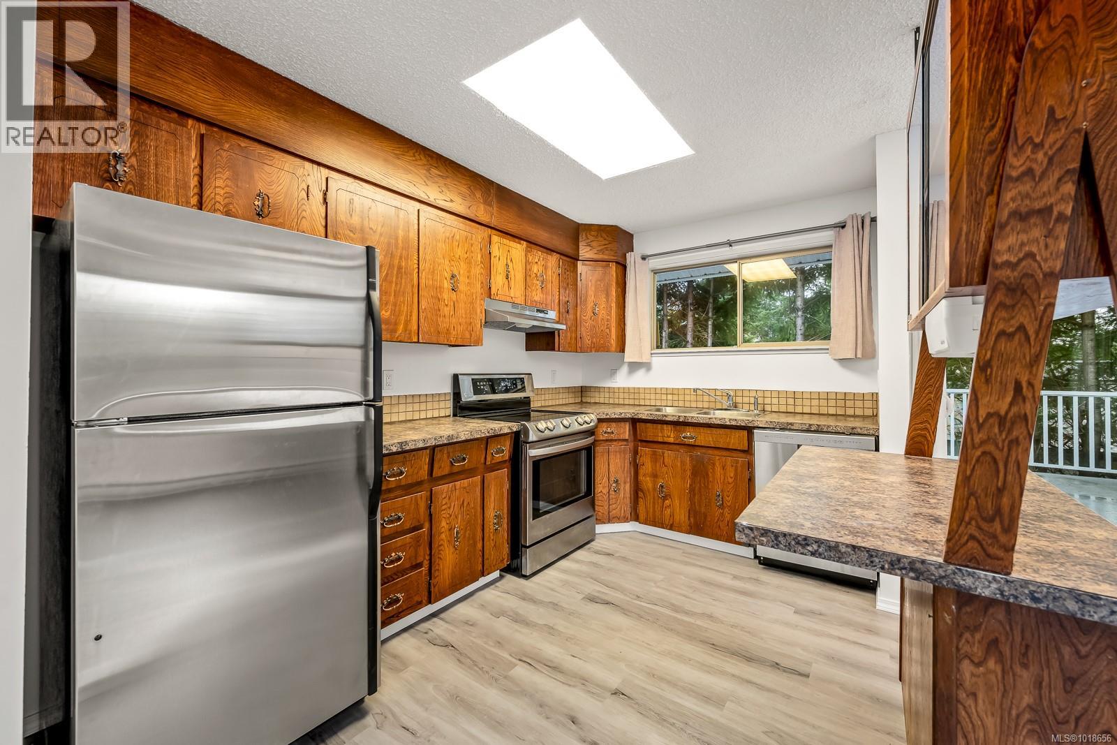 390 Petersen Rd, Campbell River, British Columbia  V9W 3H5 - Photo 6 - 1018656