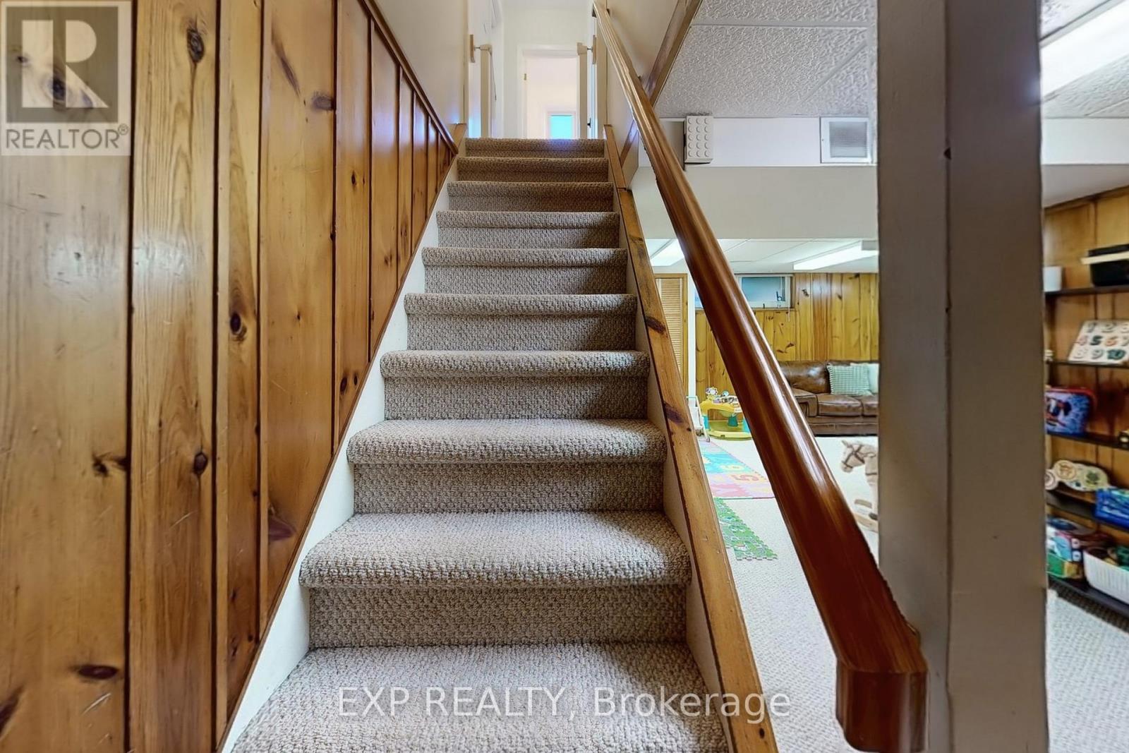 22 Chestnut Avenue, Brampton, Ontario  L6X 2A5 - Photo 35 - W12494252