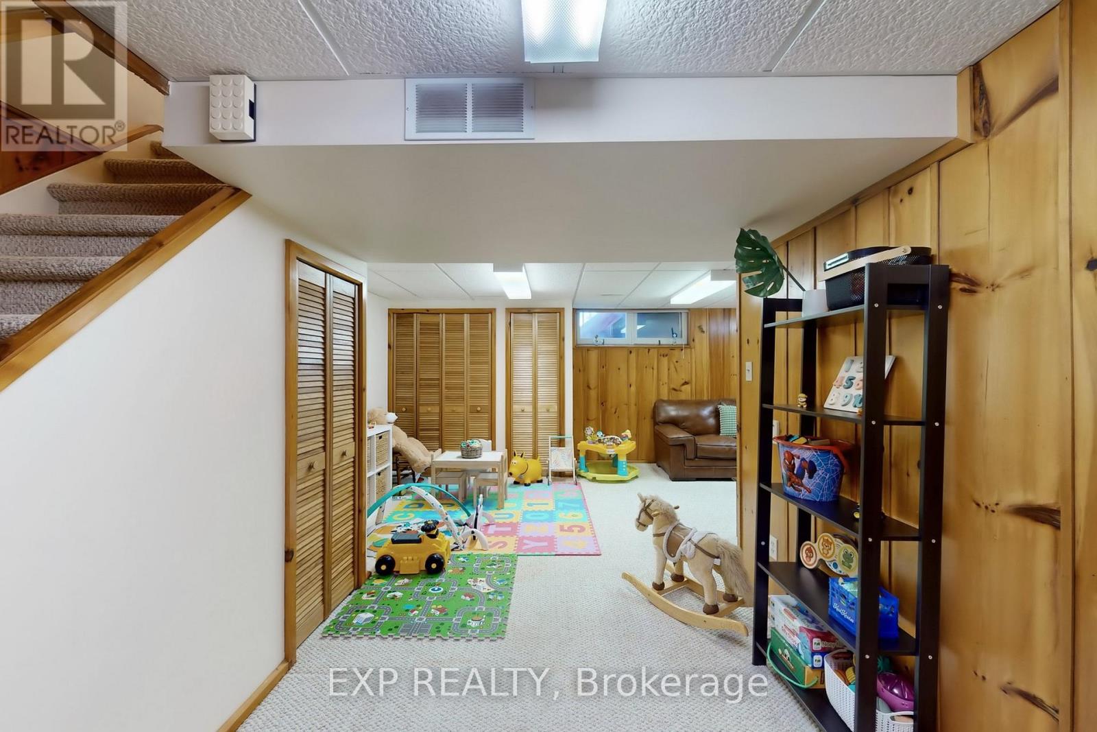 22 Chestnut Avenue, Brampton, Ontario  L6X 2A5 - Photo 36 - W12494252