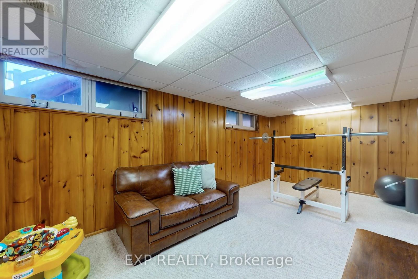 22 Chestnut Avenue, Brampton, Ontario  L6X 2A5 - Photo 41 - W12494252