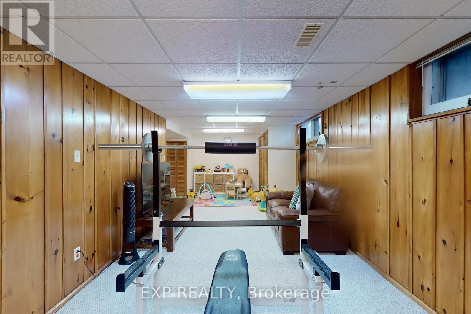 22 Chestnut Avenue, Brampton, Ontario  L6X 2A5 - Photo 45 - W12494252