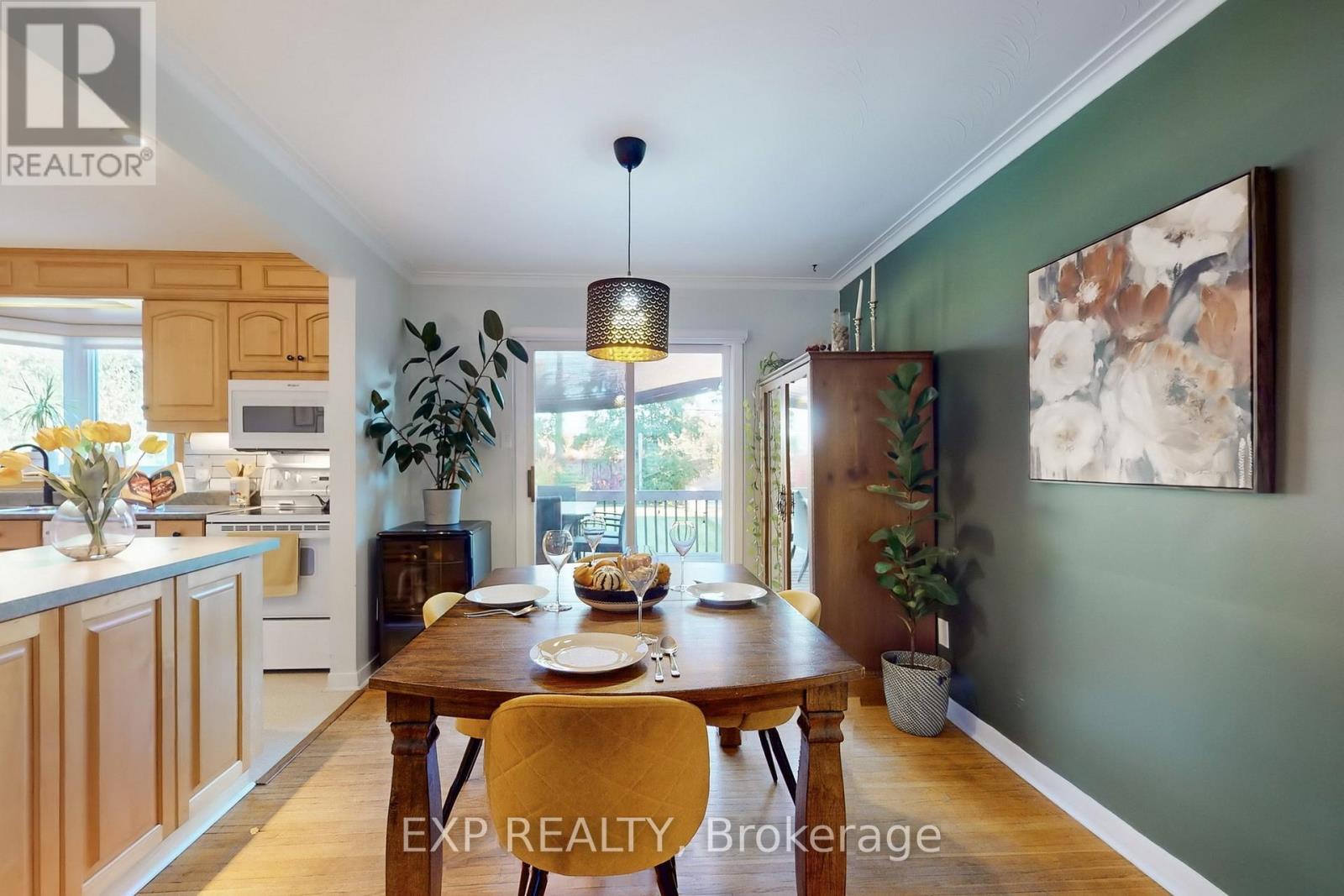 22 Chestnut Avenue, Brampton, Ontario  L6X 2A5 - Photo 9 - W12494252