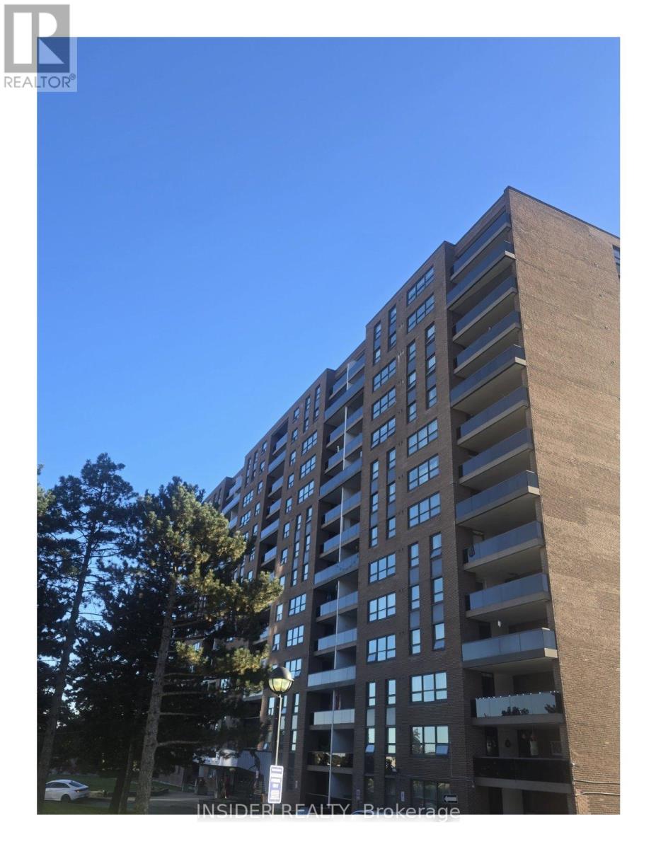 209 - 4 LISA STREET, Brampton, Ontario