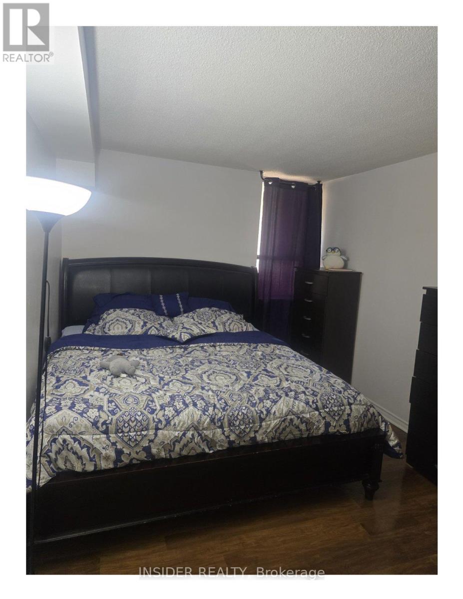 209 - 4 Lisa Street, Brampton, Ontario  L6T 4B6 - Photo 12 - W12494284