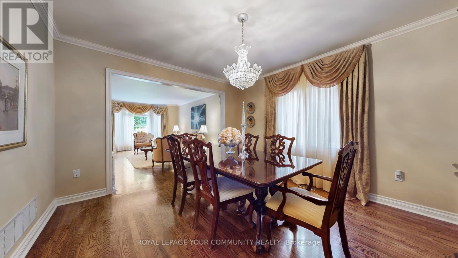 35 La Rush Drive, Toronto, Ontario  M9P 1S8 - Photo 10 - W12494288