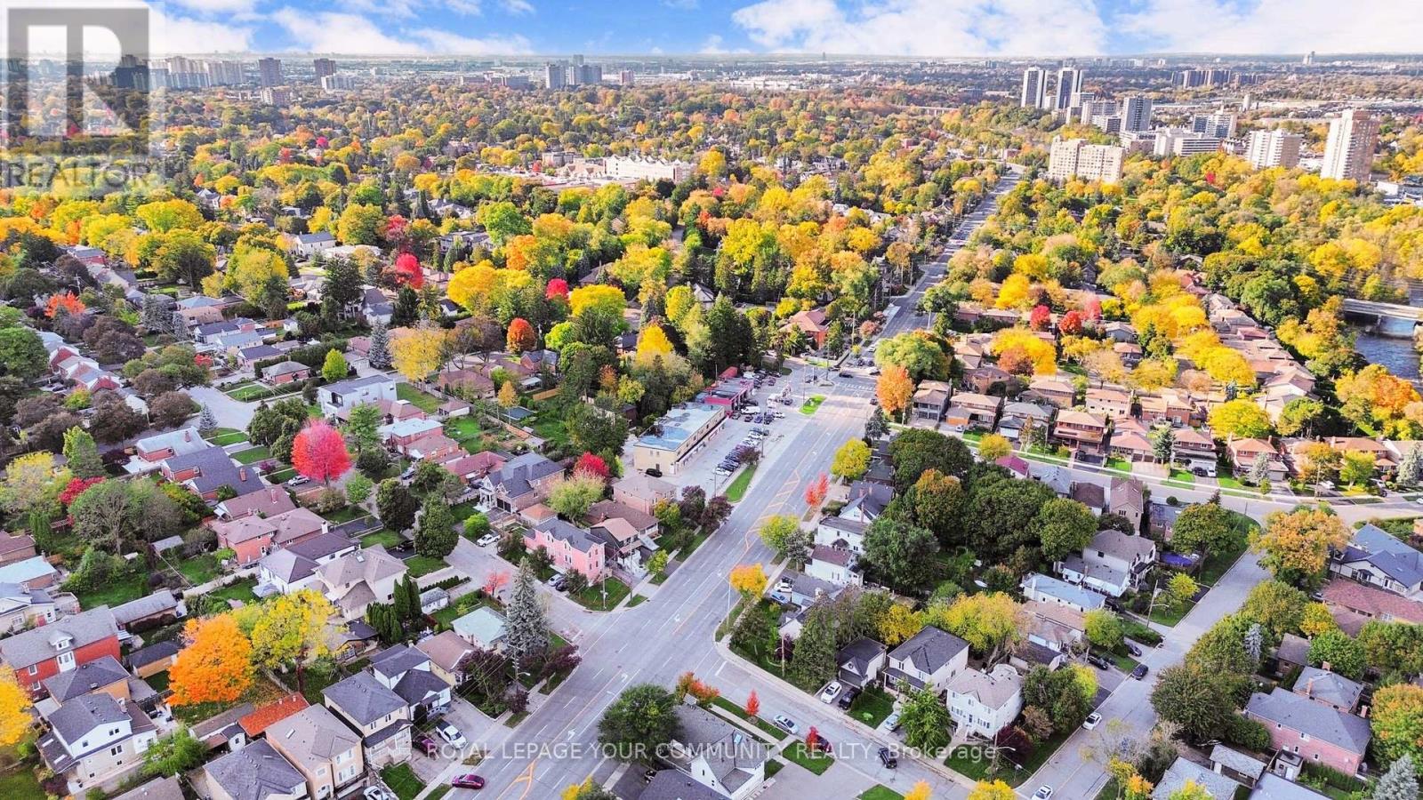 35 La Rush Drive, Toronto, Ontario  M9P 1S8 - Photo 35 - W12494288