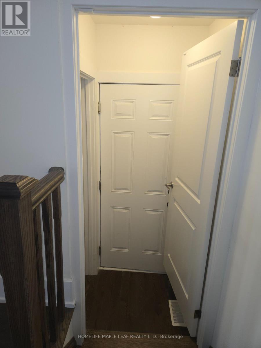 20 Spinland Street, Caledon, Ontario  L2C 4K4 - Photo 20 - W12493762