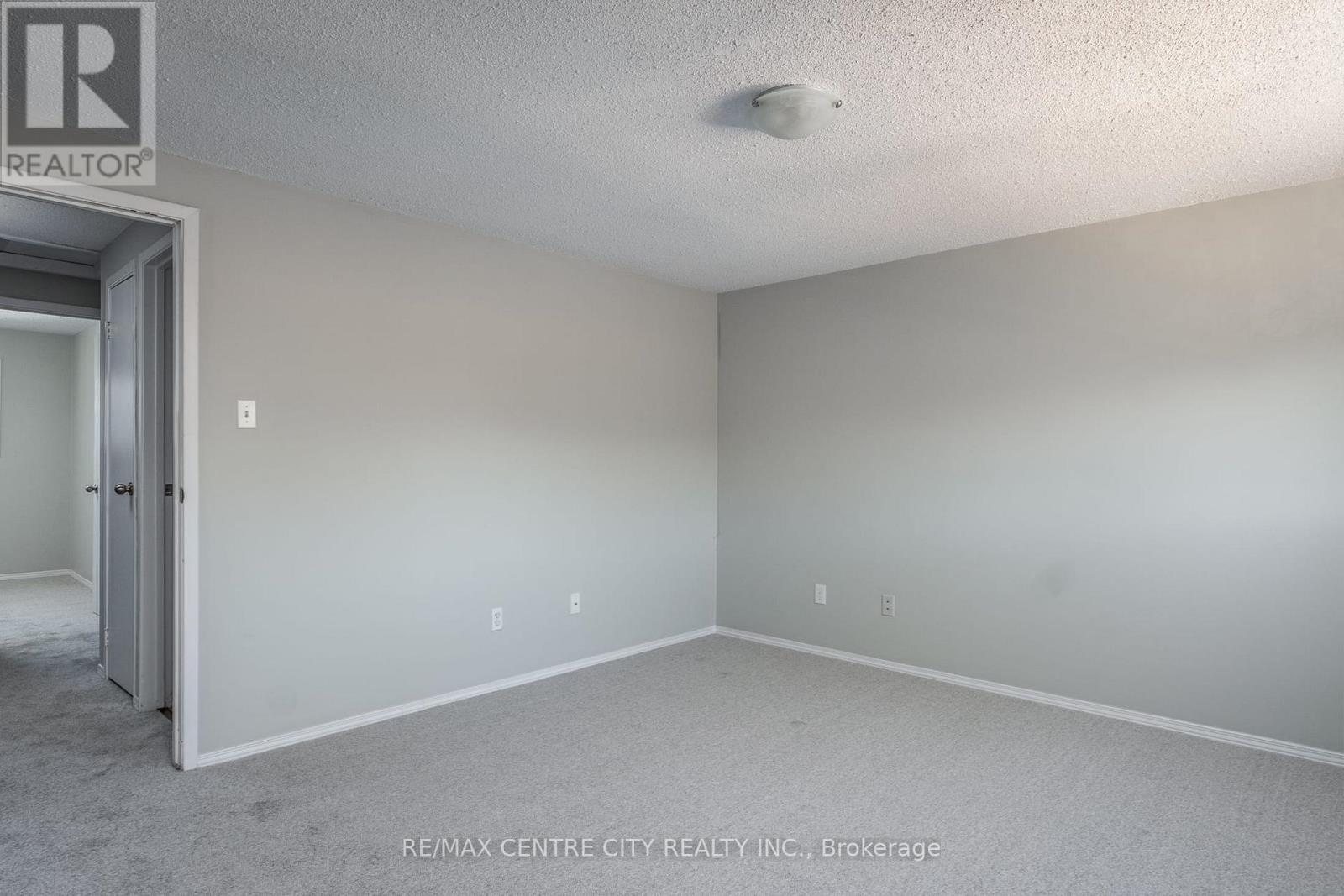 124 - 320 Westminster Avenue, London South, Ontario  N6C 5H5 - Photo 15 - X12476303