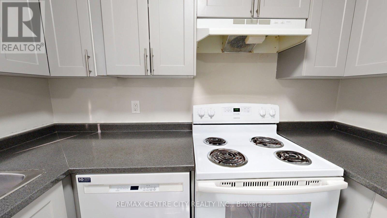 124 - 320 Westminster Avenue, London South, Ontario  N6C 5H5 - Photo 27 - X12476303