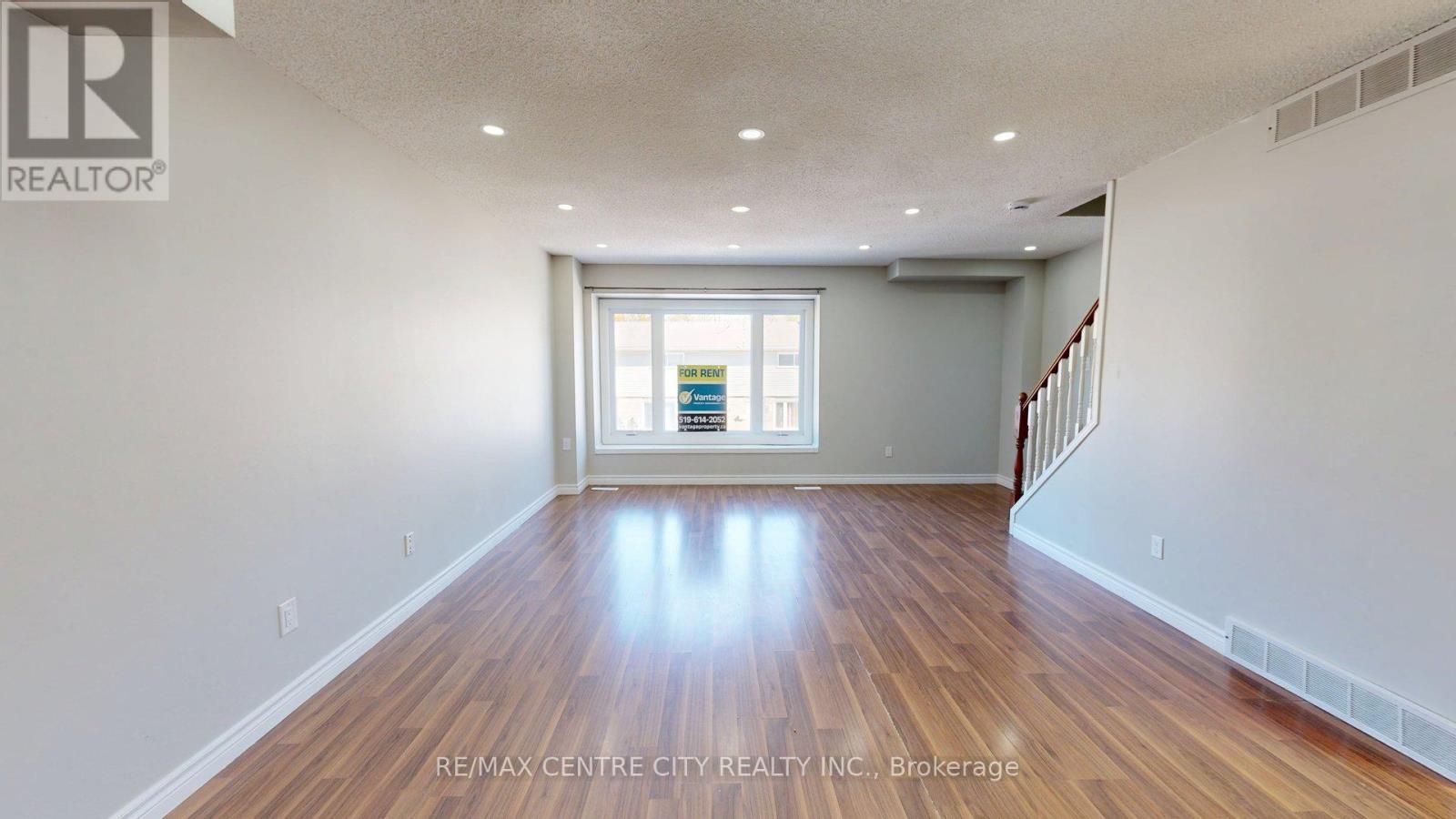 124 - 320 Westminster Avenue, London South, Ontario  N6C 5H5 - Photo 31 - X12476303