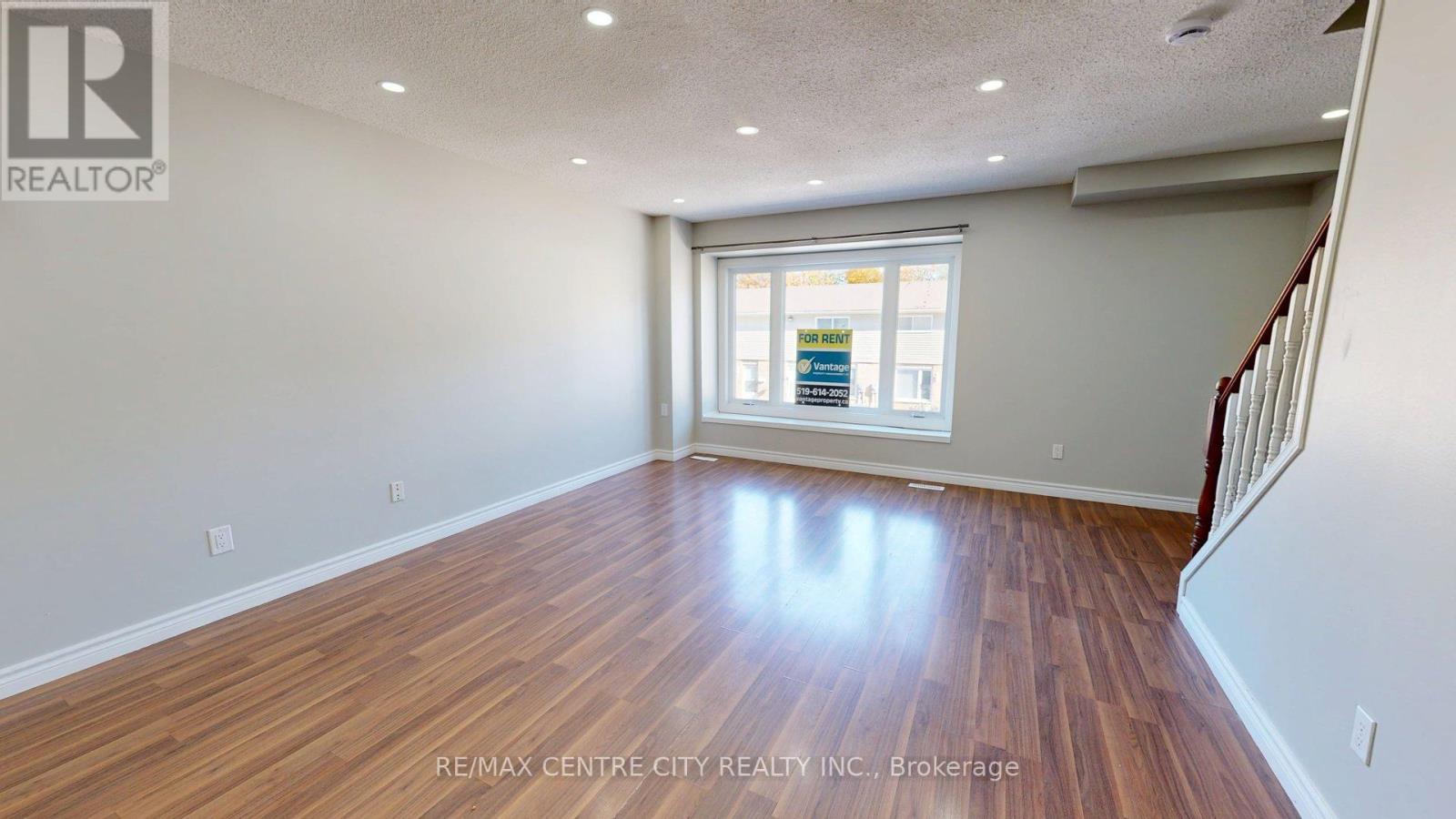 124 - 320 Westminster Avenue, London South, Ontario  N6C 5H5 - Photo 34 - X12476303