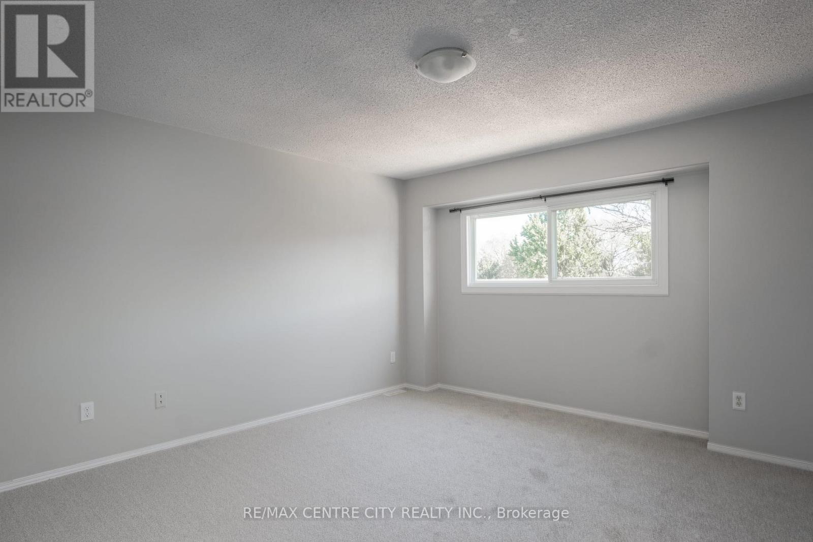 124 - 320 Westminster Avenue, London South, Ontario  N6C 5H5 - Photo 9 - X12476303