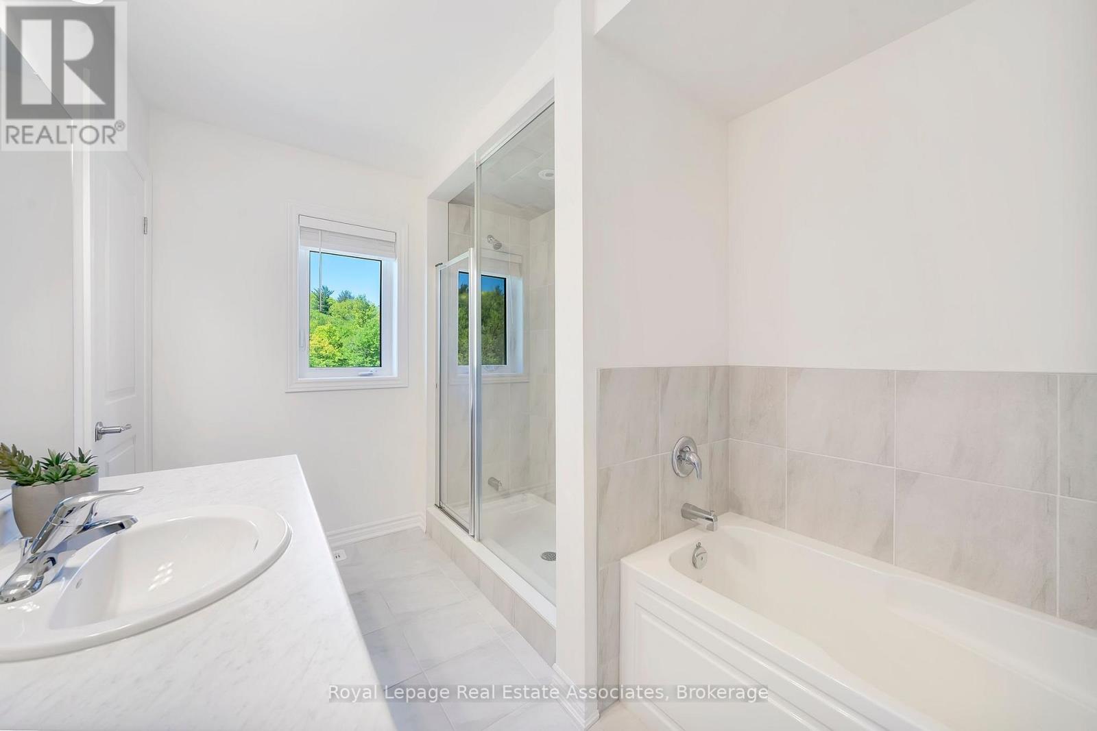 85 - 305 Garner Road W, Hamilton, Ontario  L9G 3K9 - Photo 15 - X12494282