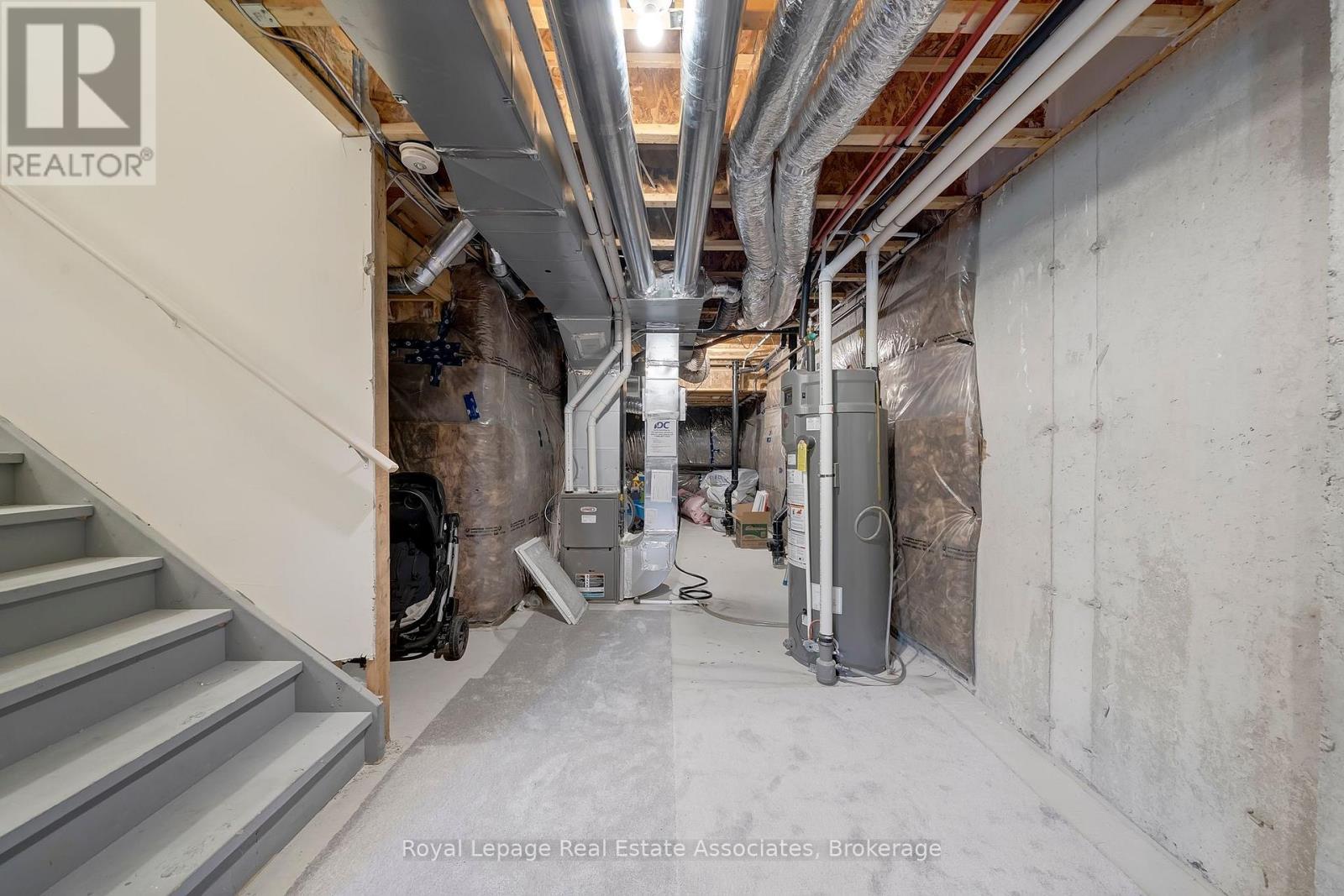 85 - 305 Garner Road W, Hamilton, Ontario  L9G 3K9 - Photo 22 - X12494282