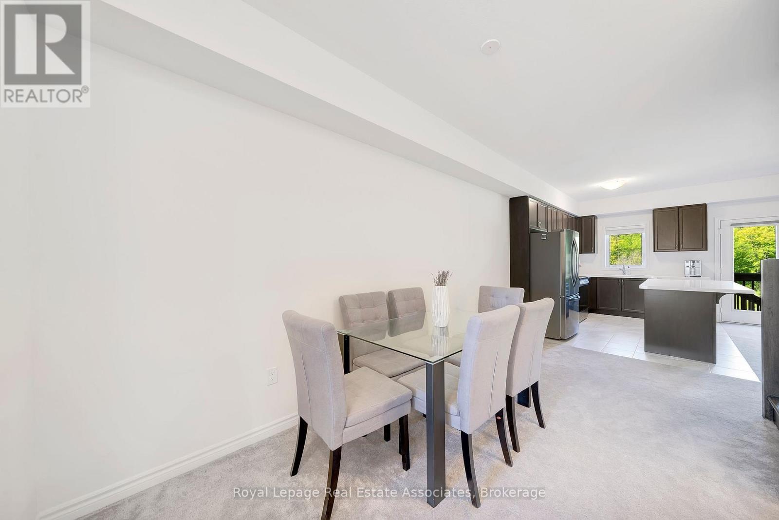 85 - 305 Garner Road W, Hamilton, Ontario  L9G 3K9 - Photo 4 - X12494282