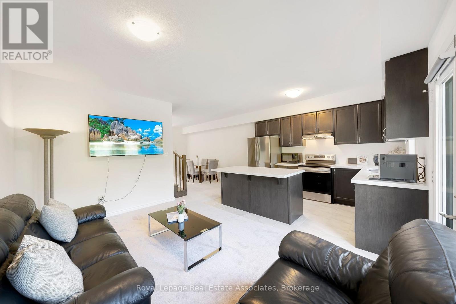 85 - 305 Garner Road W, Hamilton, Ontario  L9G 3K9 - Photo 8 - X12494282