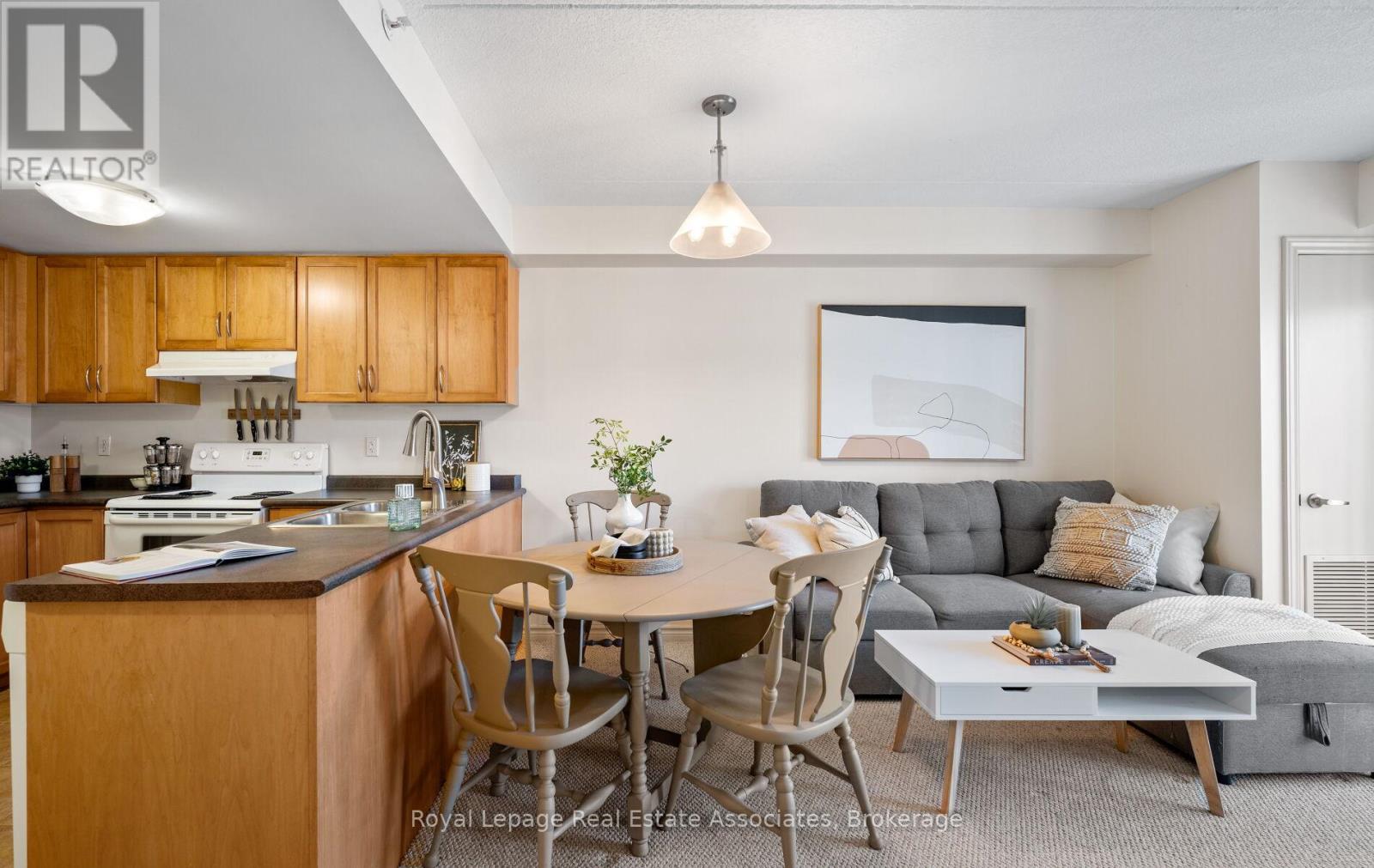 105 - 45 Goodwin Drive, Guelph, Ontario  N1L 0E9 - Photo 7 - X12494286