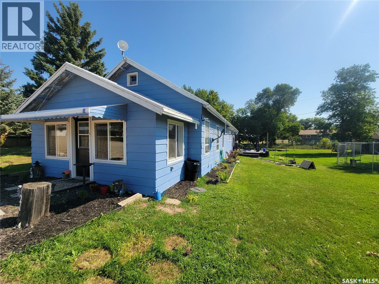 421 4th Street, Denzil, Saskatchewan  S0L 2S0 - Photo 3 - SK016830