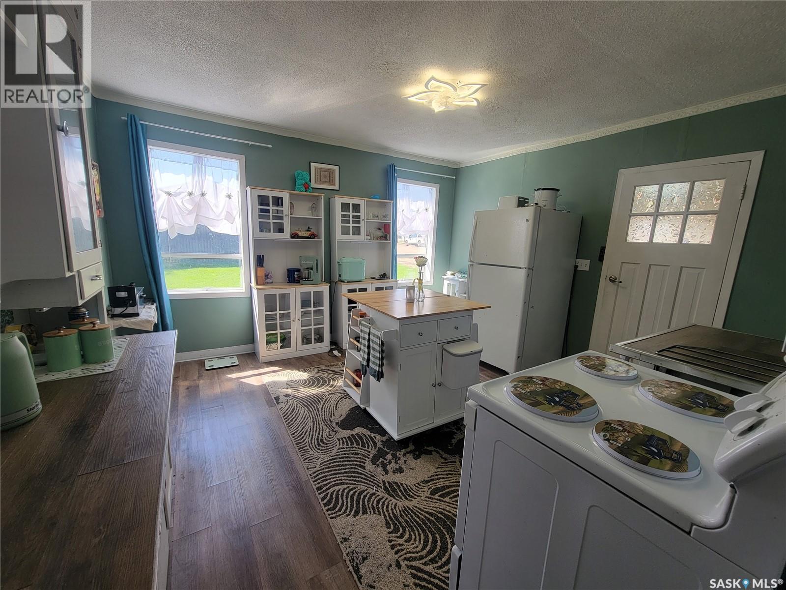 421 4th Street, Denzil, Saskatchewan  S0L 2S0 - Photo 8 - SK016830