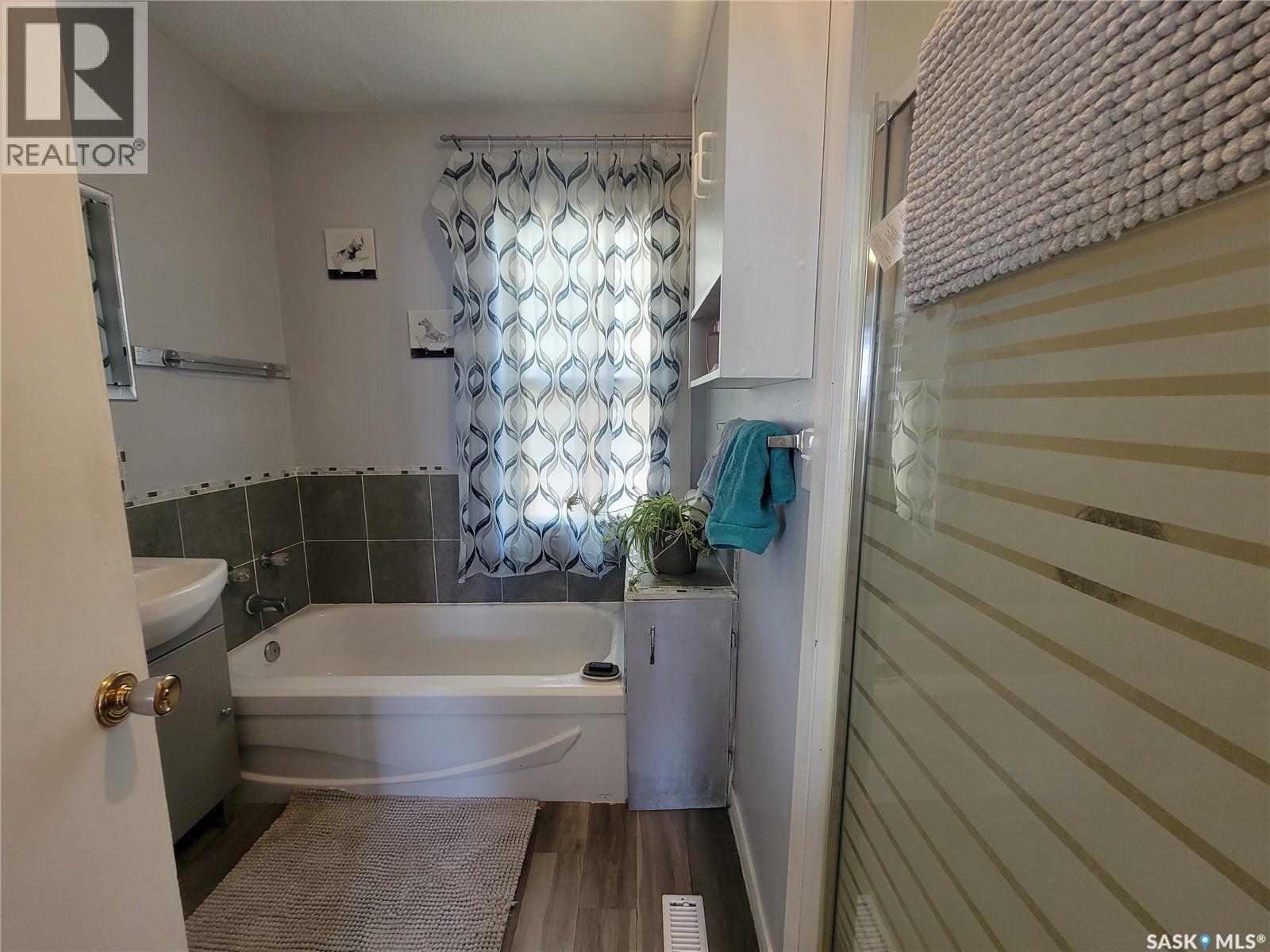 421 4th Street, Denzil, Saskatchewan  S0L 2S0 - Photo 17 - SK016830