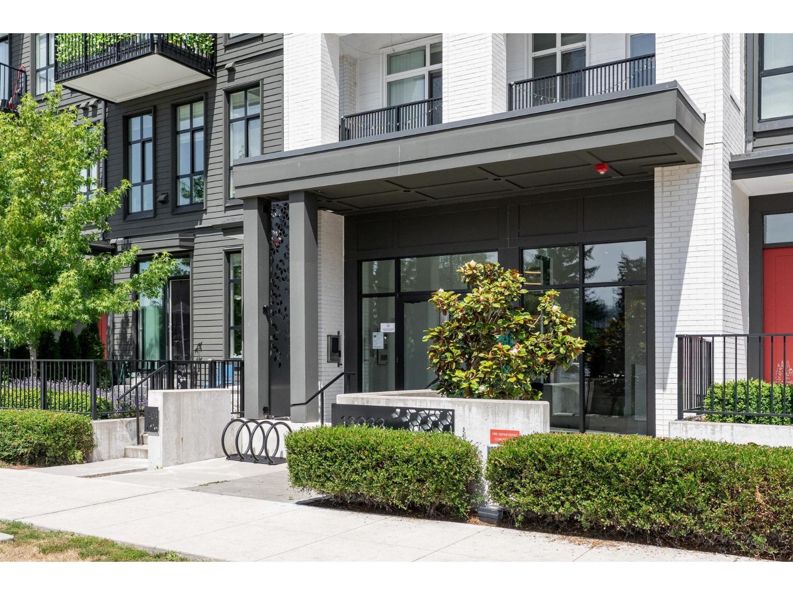 106 13933 105 Boulevard, Surrey, British Columbia  V3T 0R6 - Photo 2 - R3025558