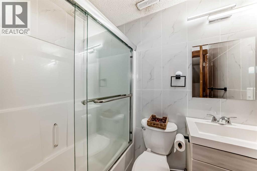 323 Appleglen Place Se, Calgary, Alberta  T2A 7V9 - Photo 22 - A2266353