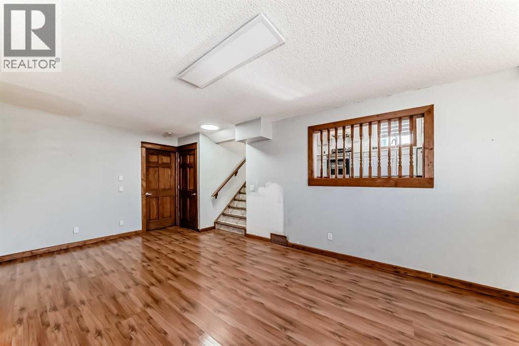 323 Appleglen Place Se, Calgary, Alberta  T2A 7V9 - Photo 17 - A2266353