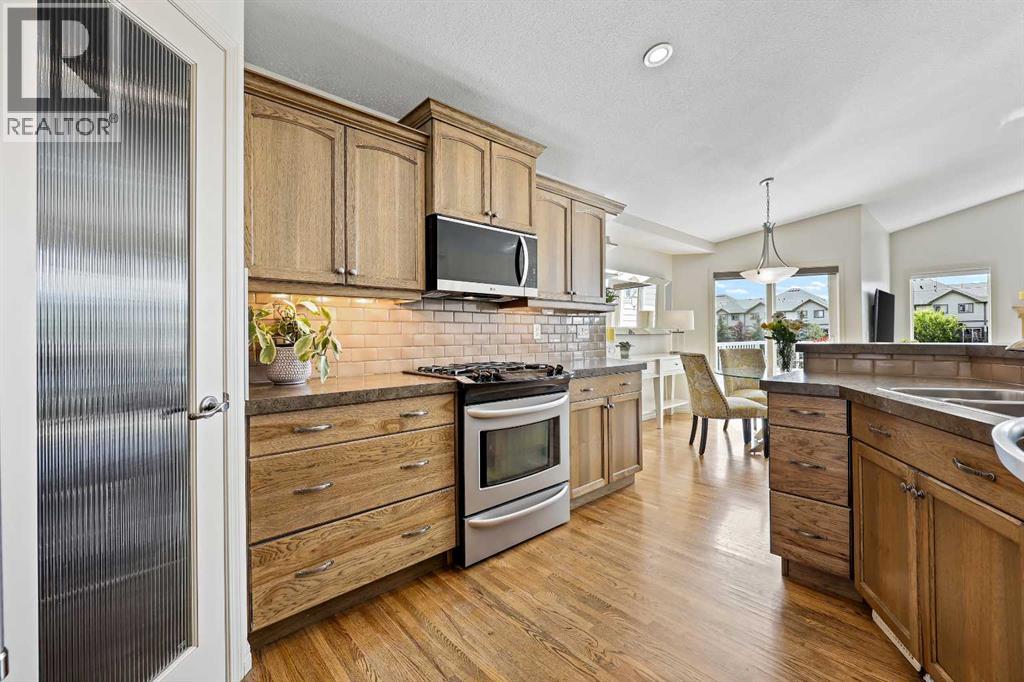 967 Bayside Drive Sw, Airdrie, Alberta  T4B 3E4 - Photo 12 - A2246606