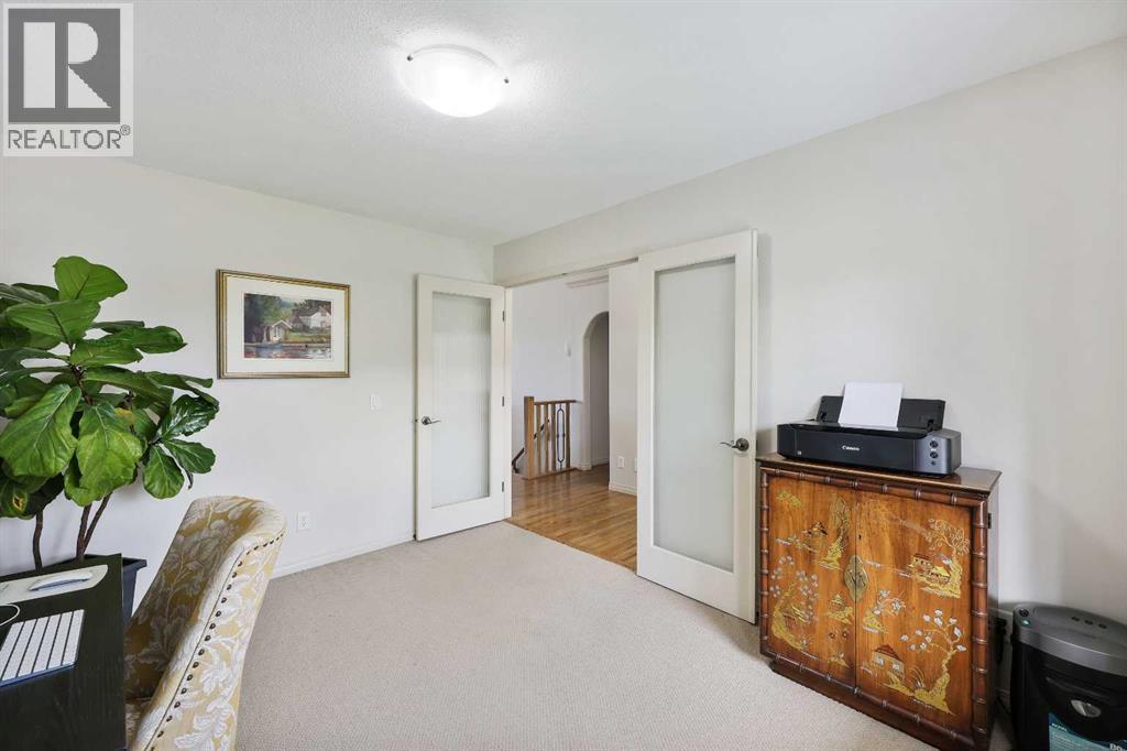 967 Bayside Drive Sw, Airdrie, Alberta  T4B 3E4 - Photo 17 - A2246606