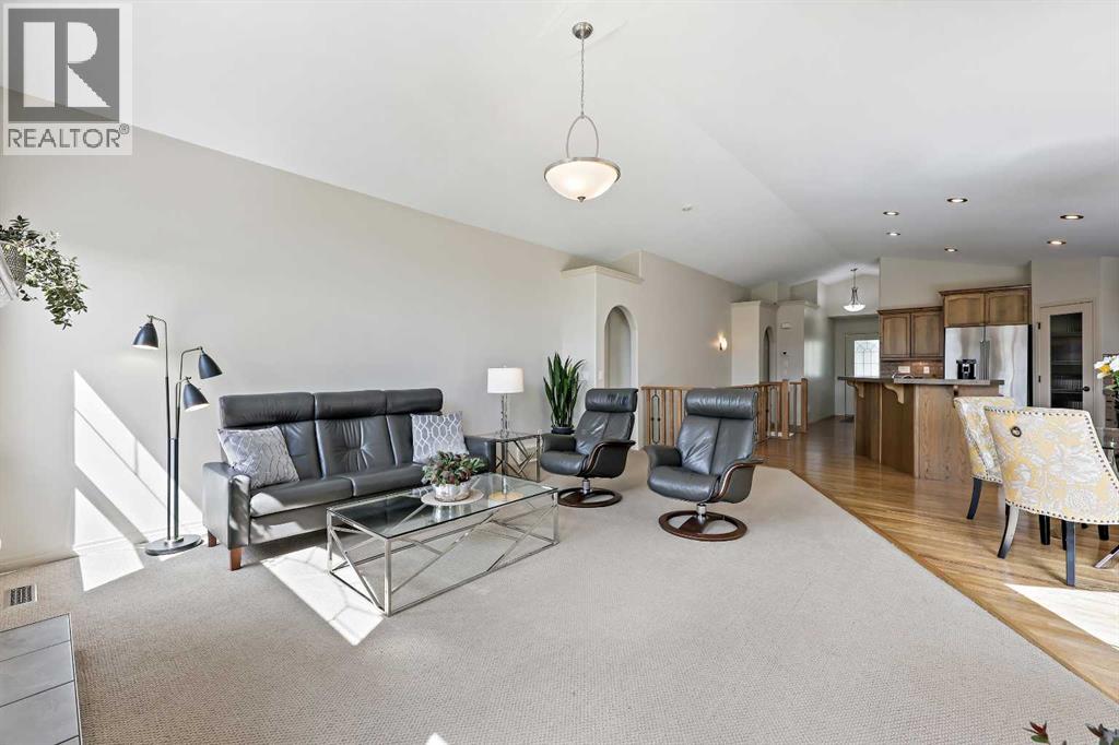 967 Bayside Drive Sw, Airdrie, Alberta  T4B 3E4 - Photo 10 - A2246606