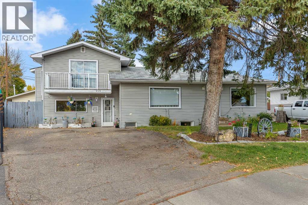 8128 Bowglen Crescent Nw, Calgary, Alberta  T3B 2T5 - Photo 1 - A2262817
