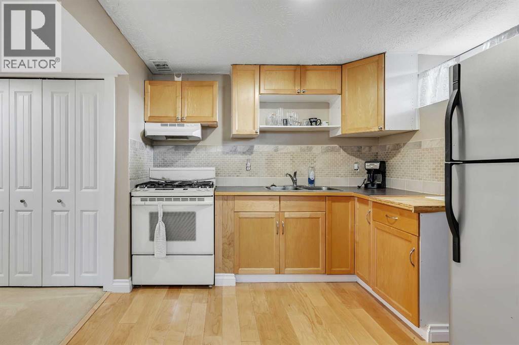 8128 Bowglen Crescent Nw, Calgary, Alberta  T3B 2T5 - Photo 37 - A2262817