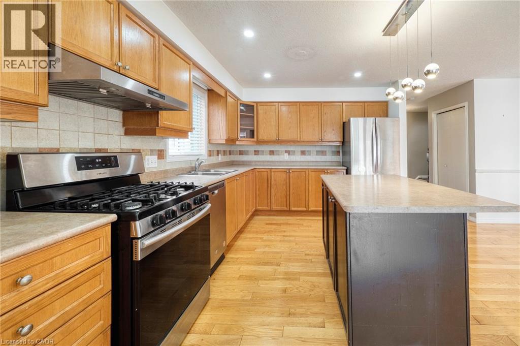 624 South Haven Drive, Waterloo, Ontario  N2K 4M2 - Photo 6 - 40757854