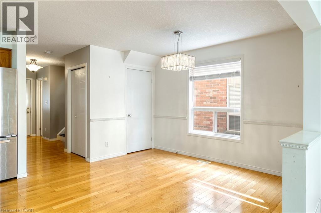 624 South Haven Drive, Waterloo, Ontario  N2K 4M2 - Photo 12 - 40757854