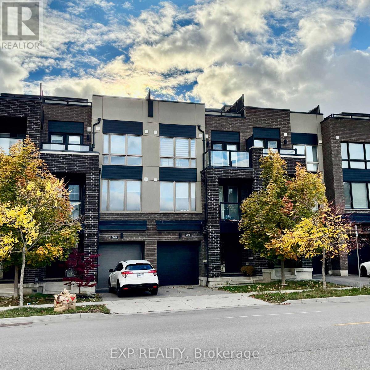 3048 POSTRIDGE DRIVE, Oakville, Ontario