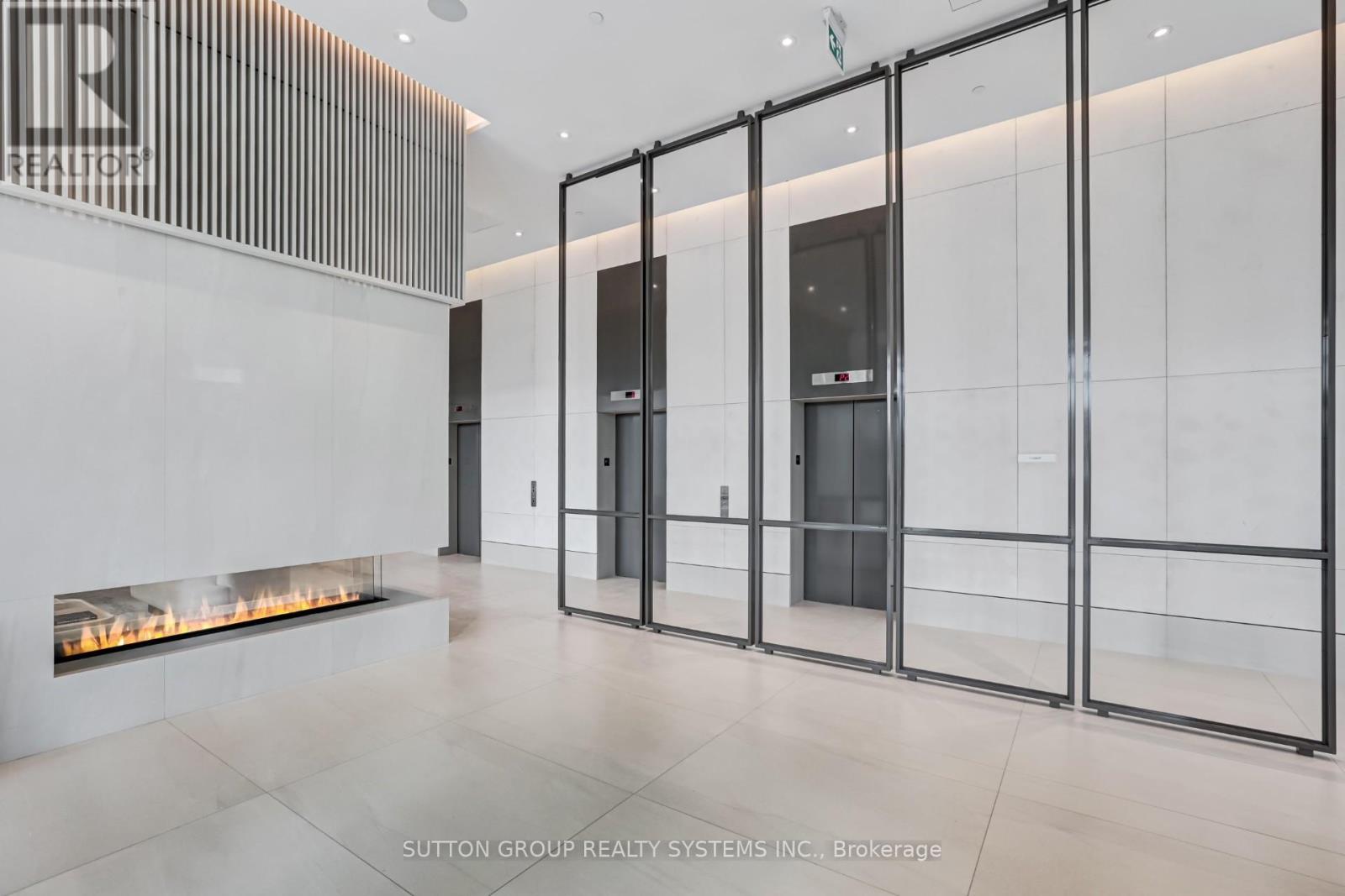 807 - 28 Ann Street, Mississauga, Ontario  L5G 3G1 - Photo 16 - W12494084