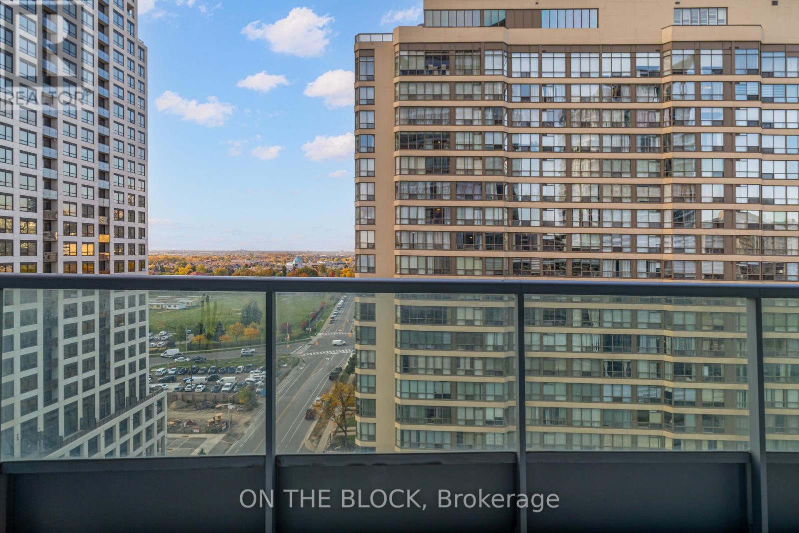 1604 - 33 Elm Drive W, Mississauga, Ontario  L5B 4M2 - Photo 19 - W12494304