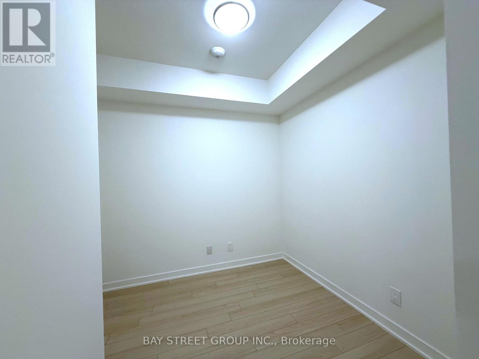 412 - 3071 Trafalgar Road, Oakville, Ontario  L6H 8C6 - Photo 12 - W12494306