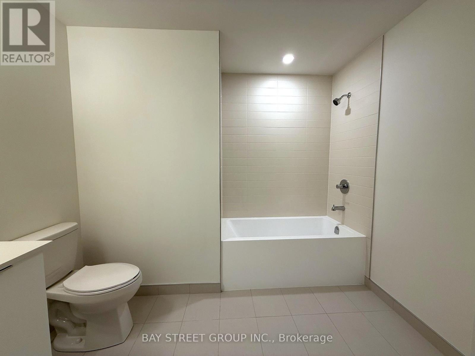 412 - 3071 Trafalgar Road, Oakville, Ontario  L6H 8C6 - Photo 16 - W12494306