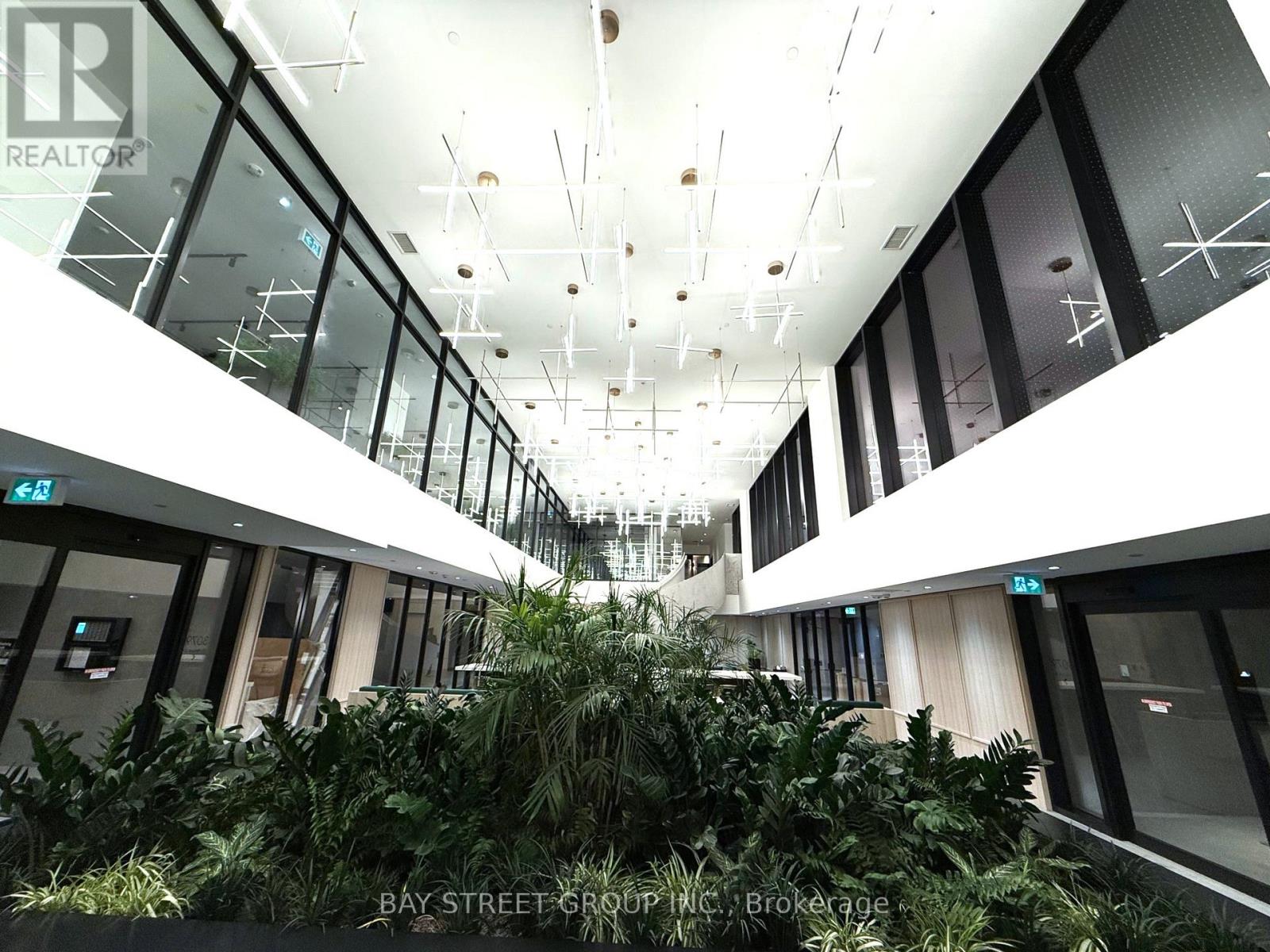 412 - 3071 Trafalgar Road, Oakville, Ontario  L6H 8C6 - Photo 6 - W12494306