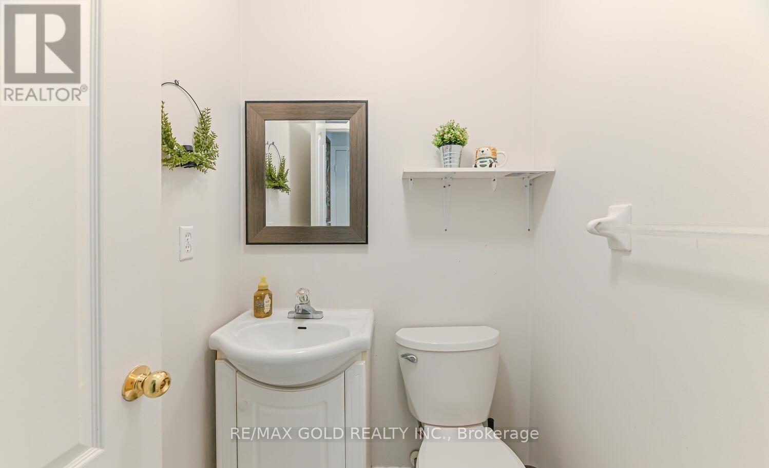 89 Black Forest Drive, Brampton, Ontario  L6R 2E6 - Photo 13 - W12490074