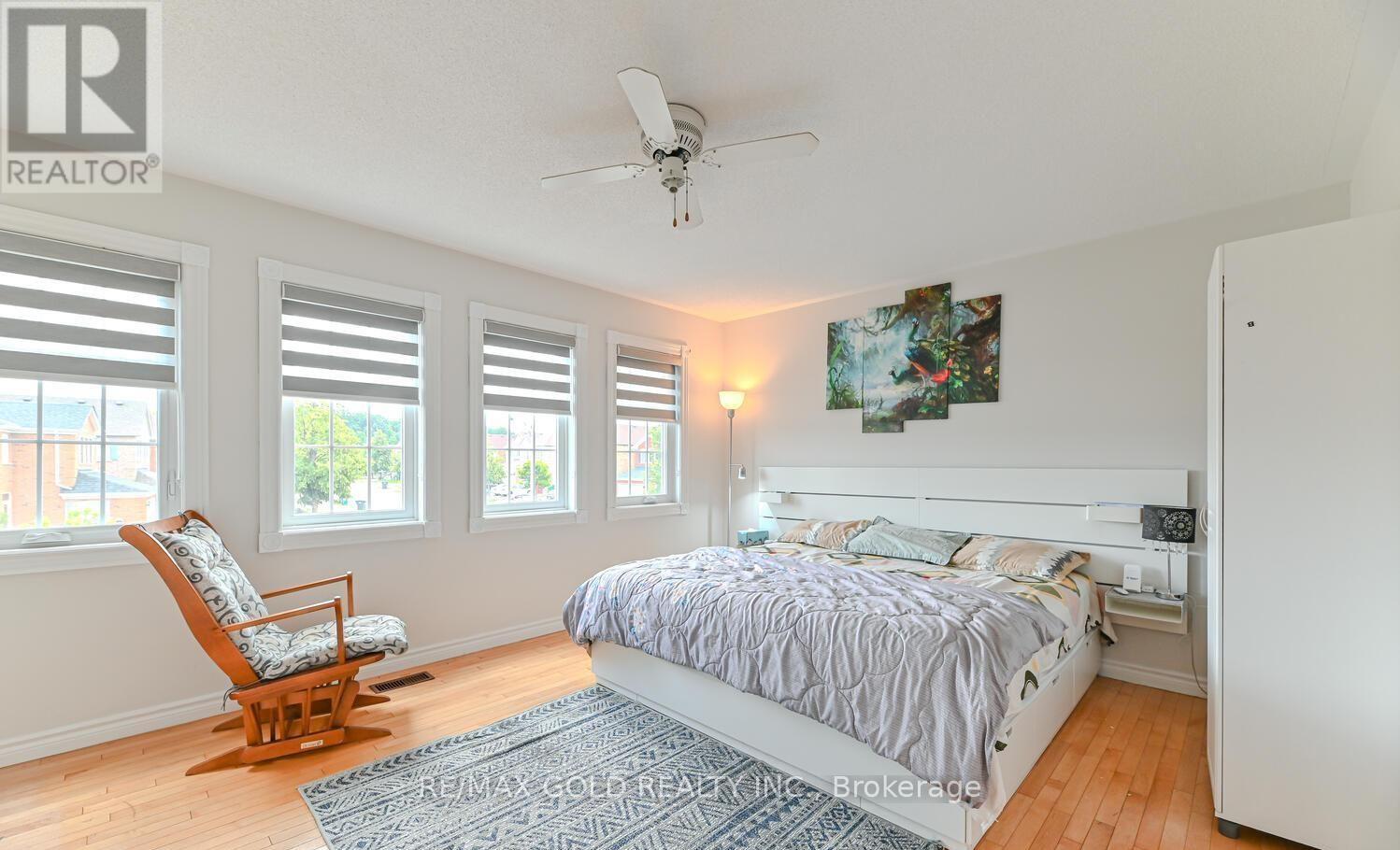 89 Black Forest Drive, Brampton, Ontario  L6R 2E6 - Photo 15 - W12490074