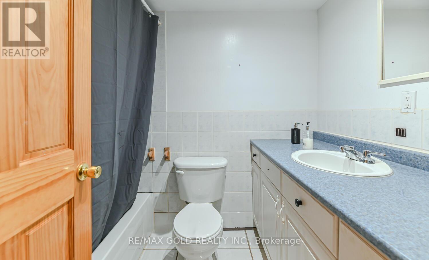 89 Black Forest Drive, Brampton, Ontario  L6R 2E6 - Photo 33 - W12490074