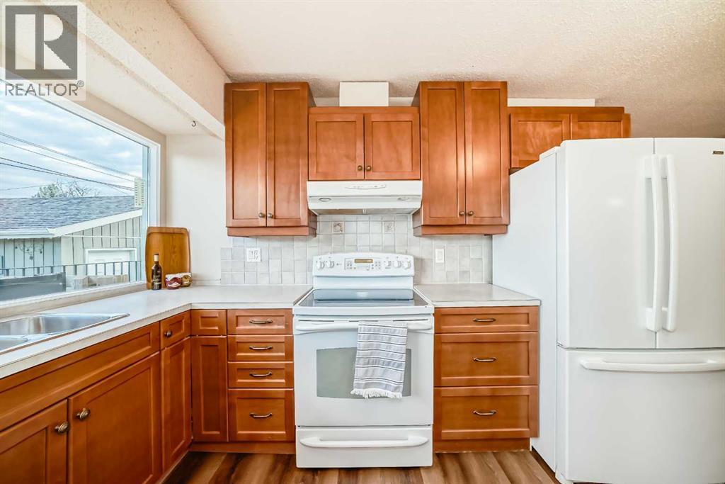 255 Parkwood Close Se, Calgary, Alberta  T2J 3V8 - Photo 10 - A2267783