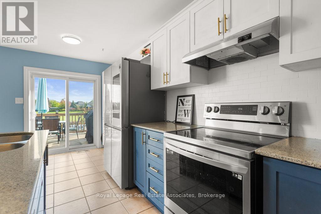 2913 Darien Road, Burlington, Ontario  L7M 4K2 - Photo 11 - W12494152