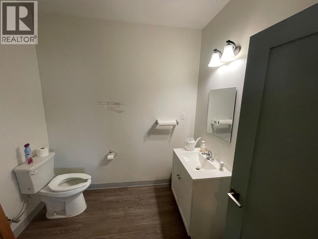 4314 41 Street, Camrose, Alberta  T4V 4E5 - Photo 15 - A2265806