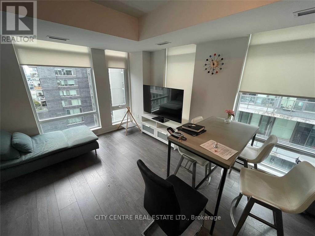 1703 - 525 Adelaide Street W, Toronto, Ontario  M5V 1T6 - Photo 12 - C12494316