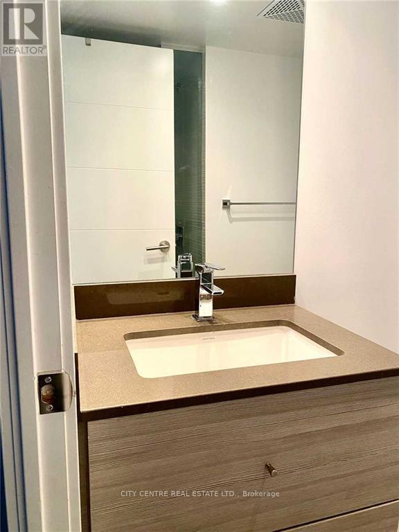 1703 - 525 Adelaide Street W, Toronto, Ontario  M5V 1T6 - Photo 29 - C12494316