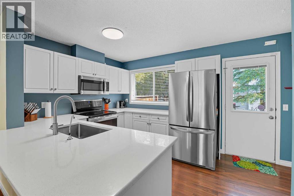 229 Prestwick Circle Se, Calgary, Alberta  T2Z 3X9 - Photo 7 - A2256081