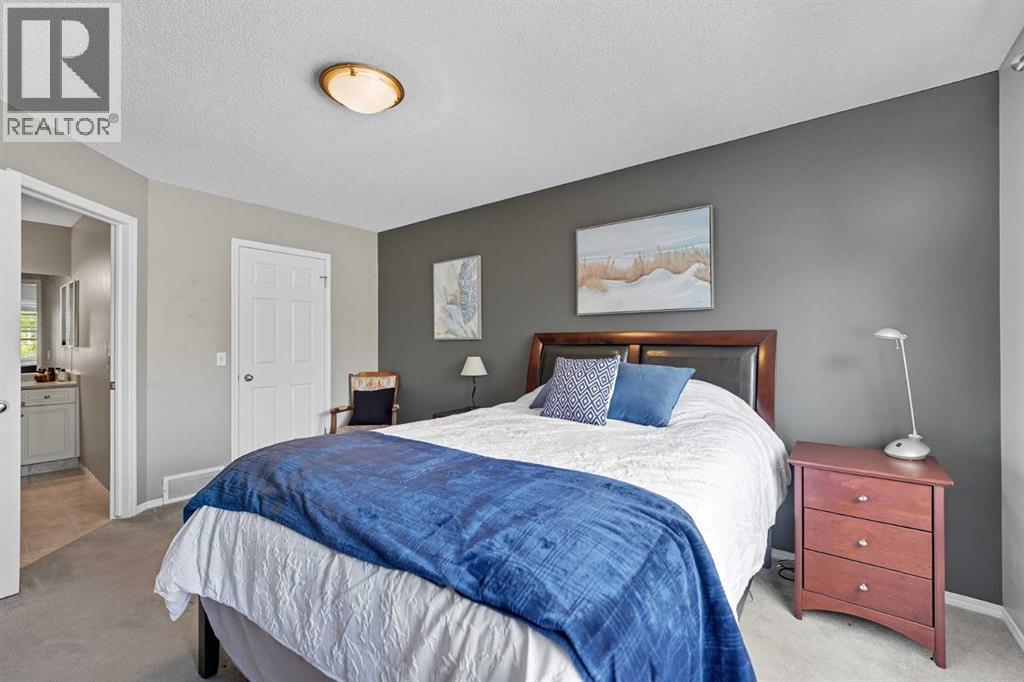 229 Prestwick Circle Se, Calgary, Alberta  T2Z 3X9 - Photo 13 - A2256081